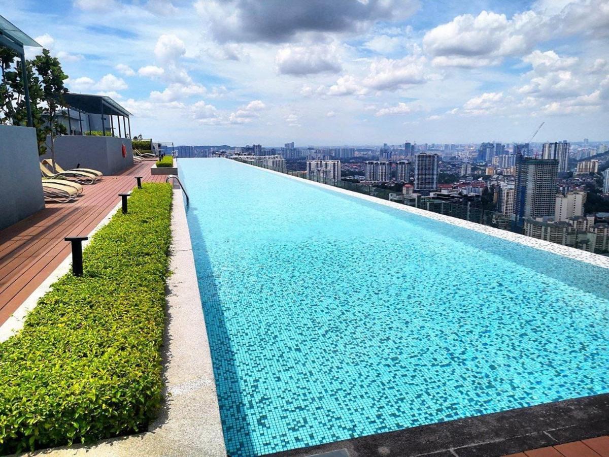 Maxine Suites 쿠알라룸푸르 외부 사진